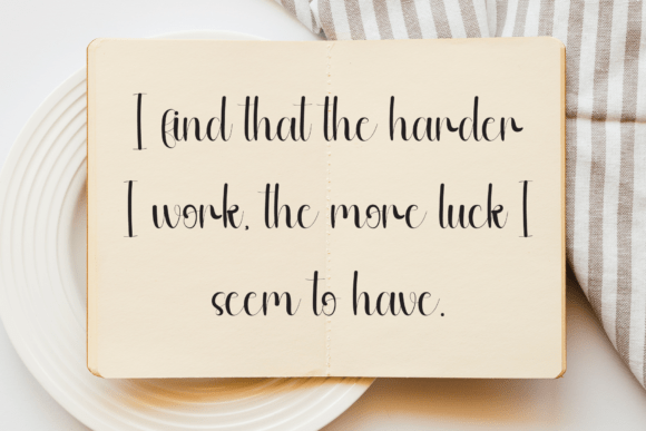 Mitten Font PNG with transparent background - Preview 2