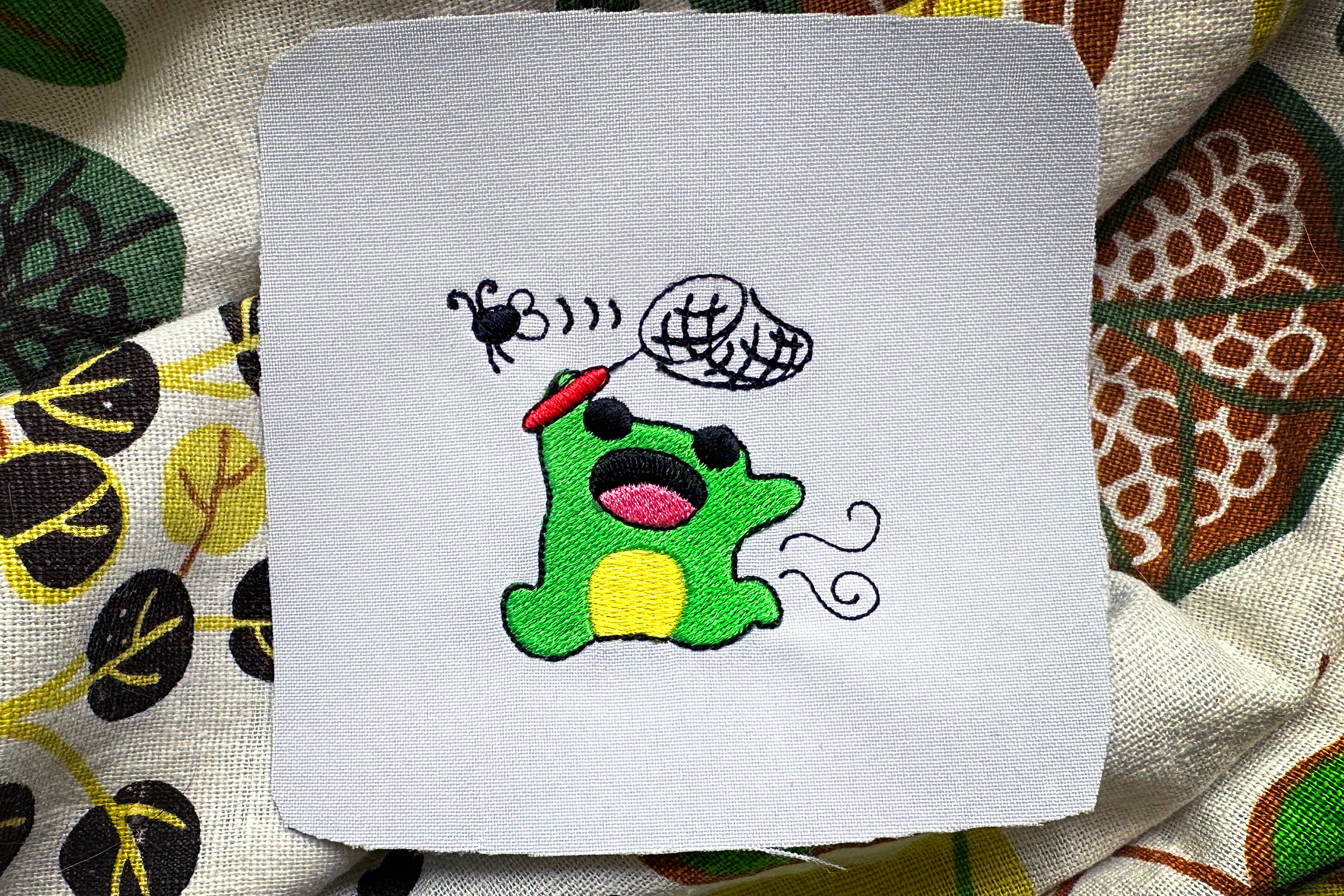 Funny Frog Machine Embroidery