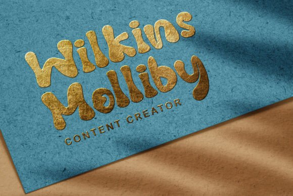 Silver Wings Font PNG with transparent background - Preview 2