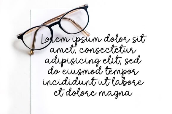 Satuline Font PNG with transparent background - Preview 2