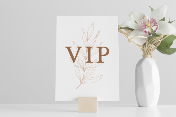 Feminine Floral Font - Preview 2
