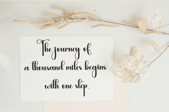 Handwritteen Font font preview - 2