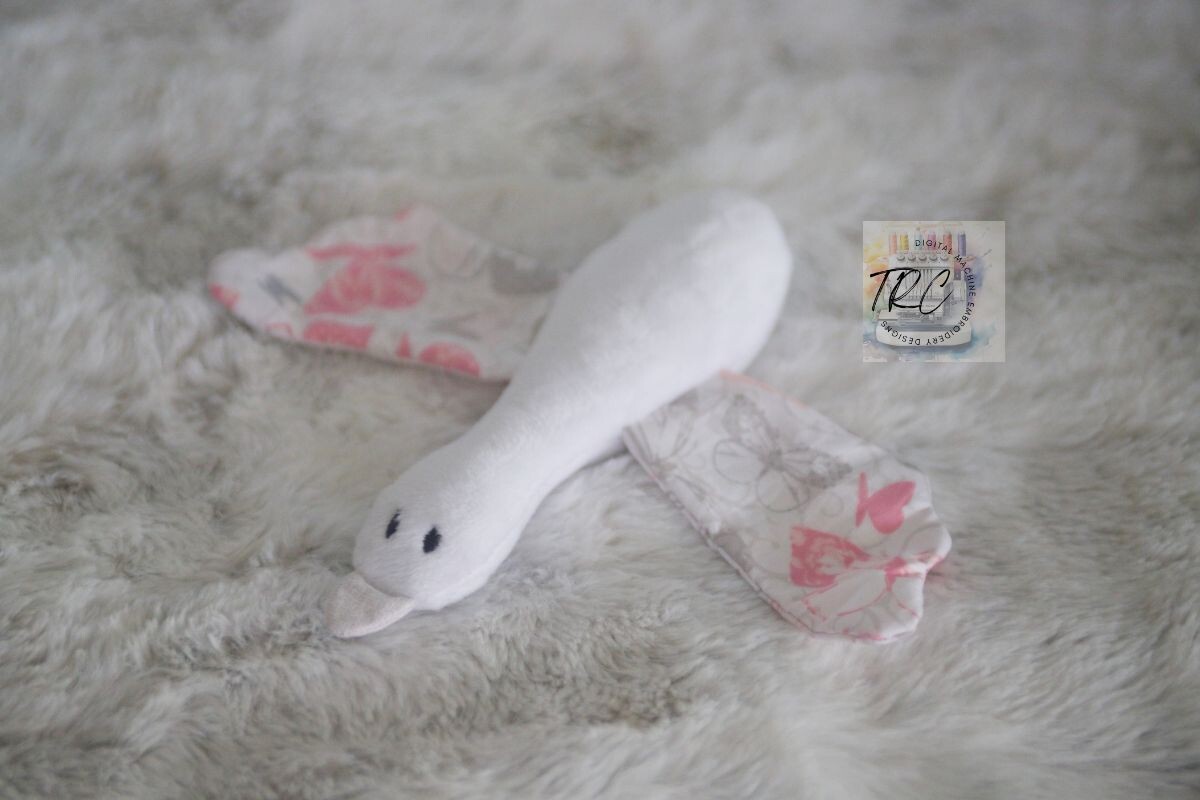 Slim Duck Stuffie ITH Embroidery Design