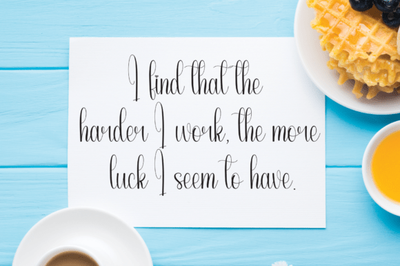 Blueberry Font - Preview 2