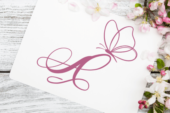 Butterfly Font - Preview 4