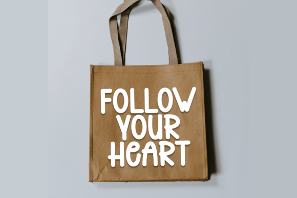 Heart Font - Preview 4