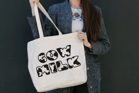 Cow Milk Font - Preview 5