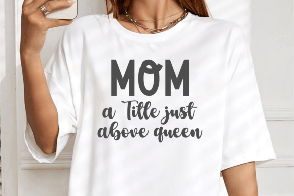 Embrace Mother's Font - Preview 1