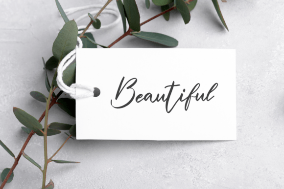 Hellosa Font - Preview 3