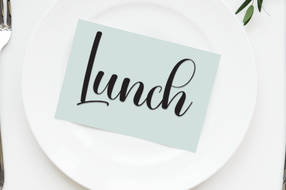 Creative Handwritten Font - Preview 4