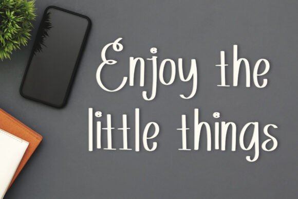 April Mop Font - Preview 2