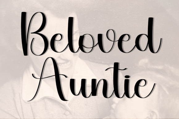 Auntie Font - Preview 6