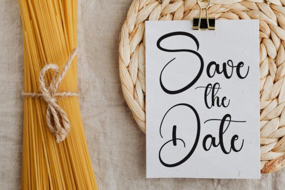 Brides Vintage Font - Preview 1