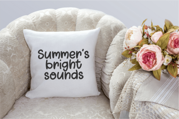 Bright Summer Font - Preview 5