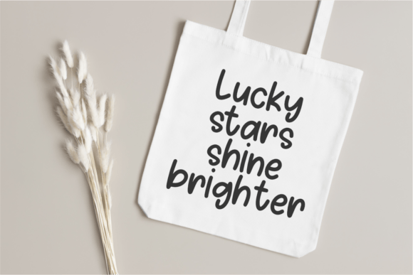 Lucky Stars Font PNG with transparent background - Preview 5