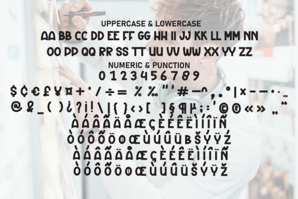 Designer Saturday Font - Preview 6