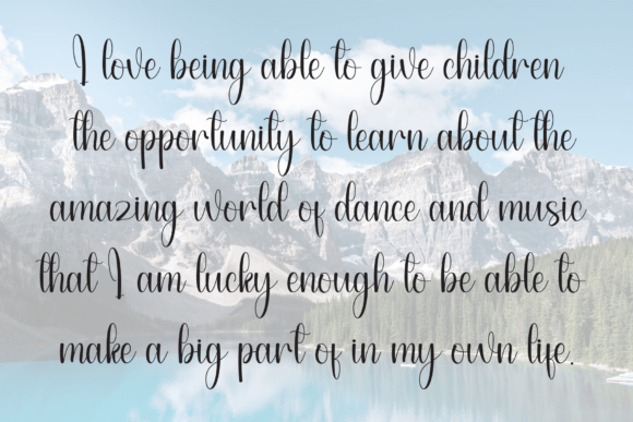 Bulky Font - Preview 5