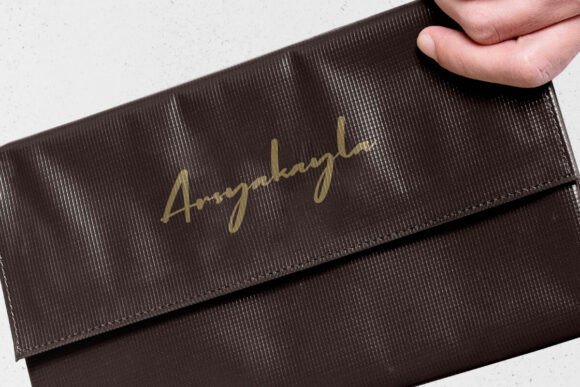 Authentic Genious Font - Preview 6