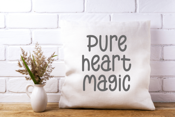 Baby Heart Font - Preview 4
