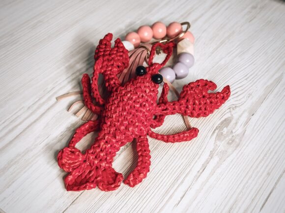 Crochet Pattern Lobster Pendant & Video