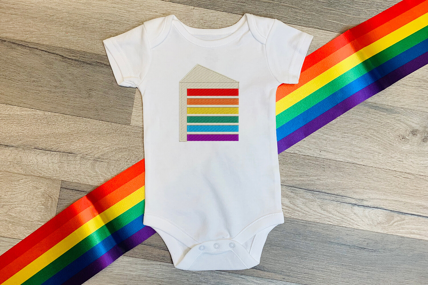 LGBT Rainbow Cake Mini Embroidery