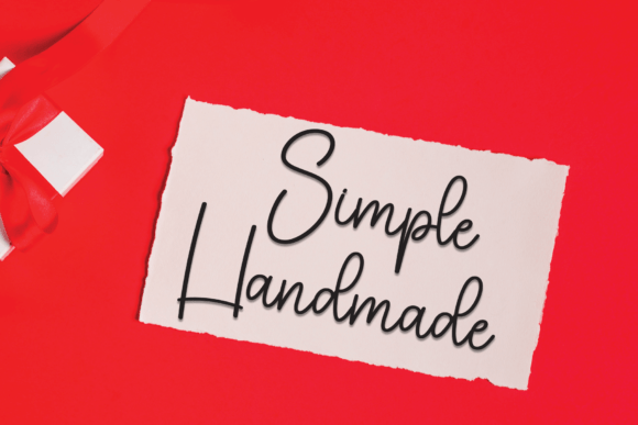 Charming Smile Font - Preview 3