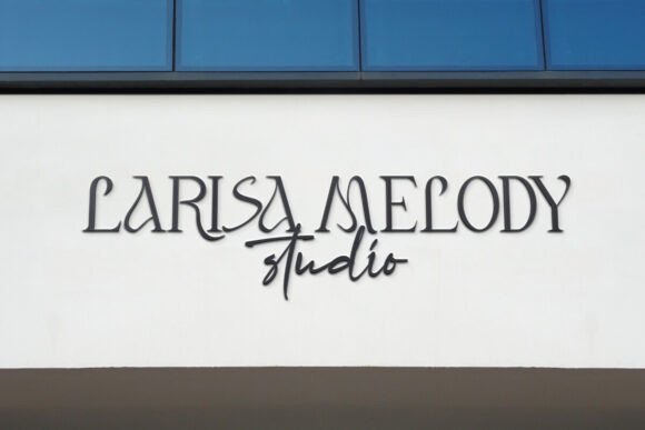 Larisa Melody Font PNG with transparent background - Preview 3