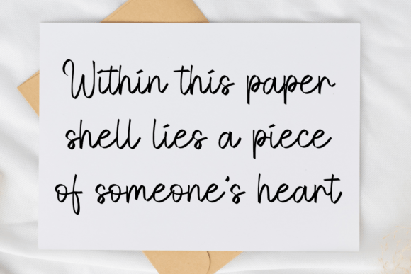 Envelope Font - Preview 1