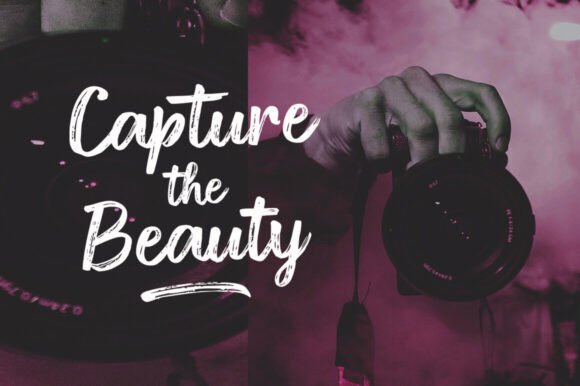 Diston Brush Font - Preview 1