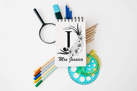 Bianca Flowers Monogram Font - Preview 4
