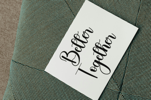 Daddy Date Font - Preview 2