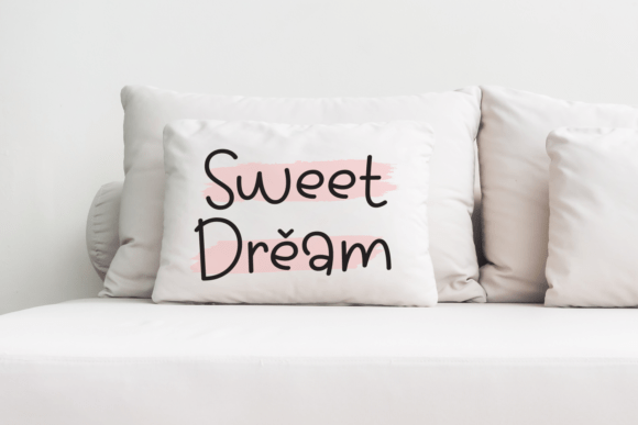 Creative Team Font - Preview 4