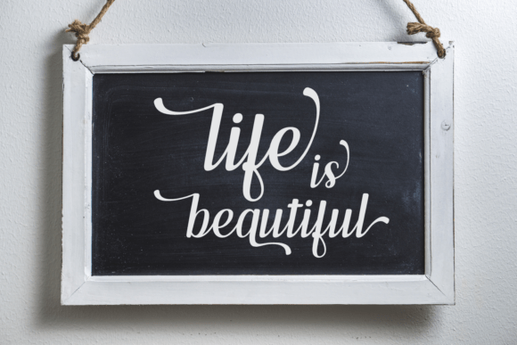 Greenlite Font - Preview 2