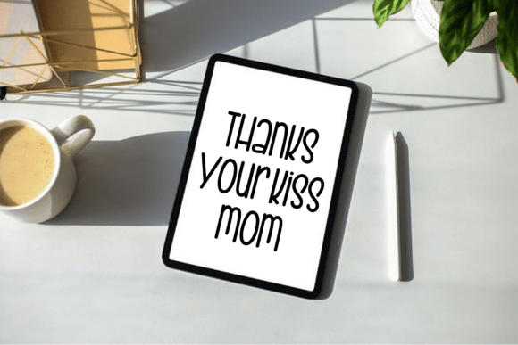 Happy Hearts Font - Preview 4