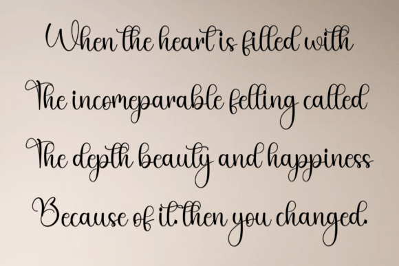 Geovany Blooming Font PNG with transparent background - Preview 5