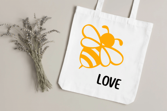 Flower and Animal Font - Preview 4