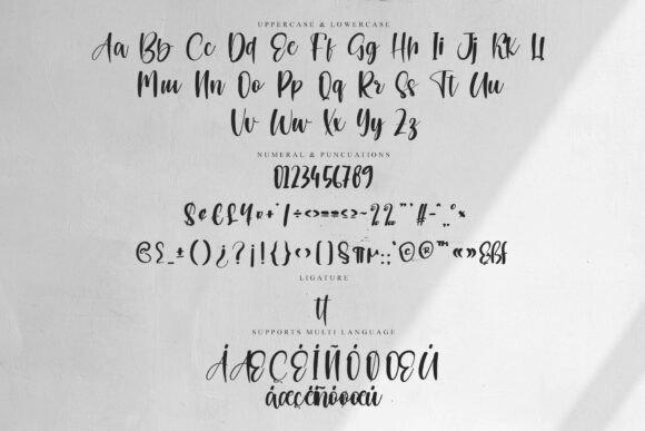 Central Thick Font - Preview 5