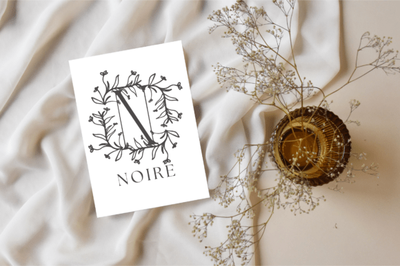 Flora Crest Monogram Font - Preview 2