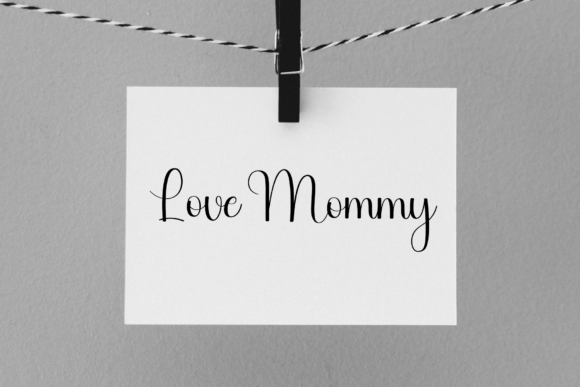 Kitchen Mama Font - Preview 1