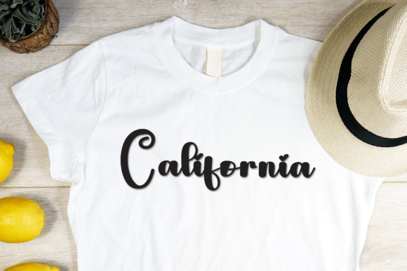 Family Font - Preview 3