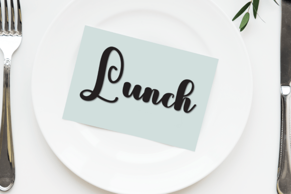 Family Font - Preview 4