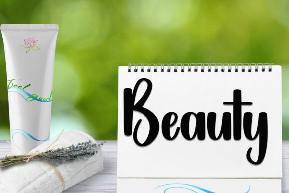 Birdhouse Font - Preview 2