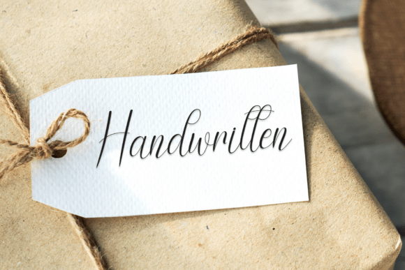 Camping Family Font - Preview 4