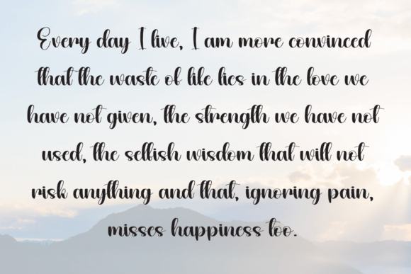 Antique Font - Preview 5
