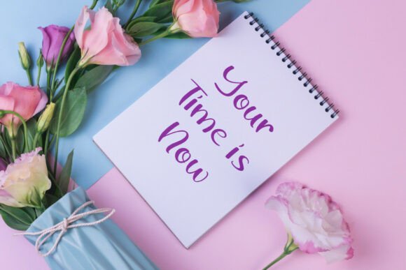 Glowcurly Font PNG with transparent background - Preview 2