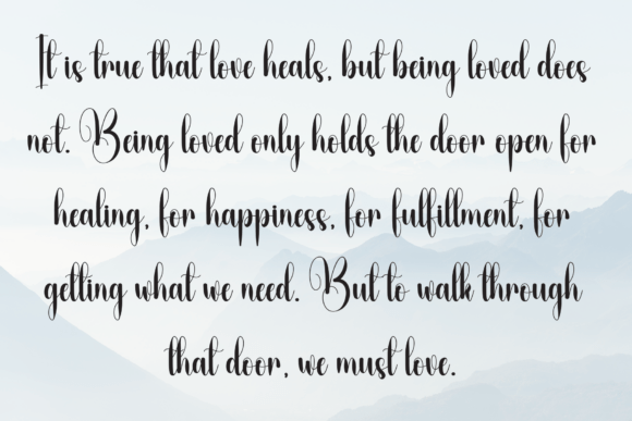 Butterfly Font - Preview 5