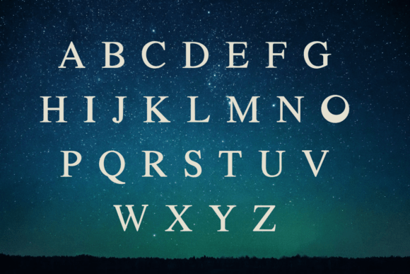 Half Moon Font - Preview 2