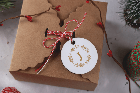 Merry Wreath Font PNG with transparent background - Preview 3