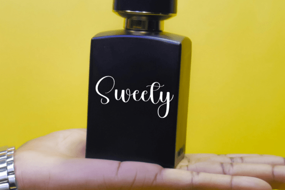 Benefit Font - Preview 2