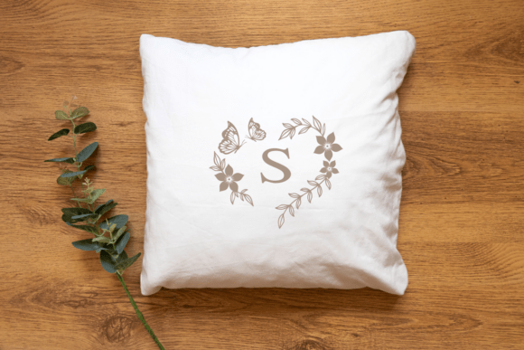 Flora Heart Monogram Font - Preview 5